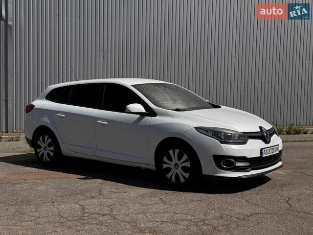 Білий Рено Меган, об'ємом двигуна 1.46 л та пробігом 320 тис. км за 7300 $, фото 1 на Automoto.ua