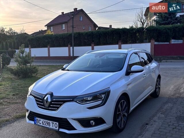 Белый Рено Меган, объемом двигателя 1.6 л и пробегом 199 тыс. км за 13600 $, фото 1 на Automoto.ua
