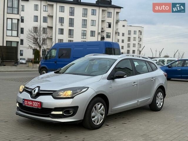 Белый Рено Меган, объемом двигателя 1.5 л и пробегом 353 тыс. км за 7700 $, фото 1 на Automoto.ua