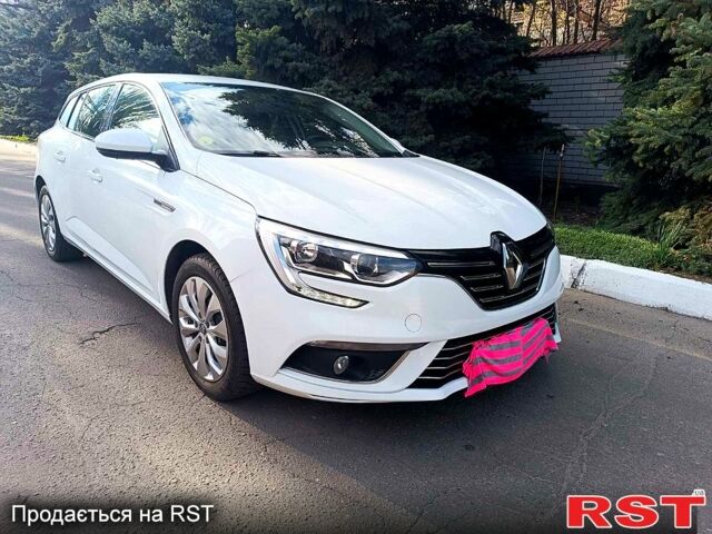 Белый Рено Меган, объемом двигателя 1.5 л и пробегом 191 тыс. км за 9700 $, фото 1 на Automoto.ua