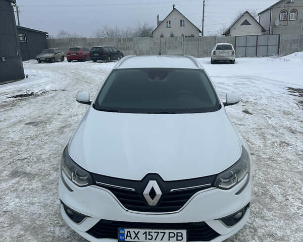 Білий Рено Меган, об'ємом двигуна 1.46 л та пробігом 260 тис. км за 11200 $, фото 1 на Automoto.ua
