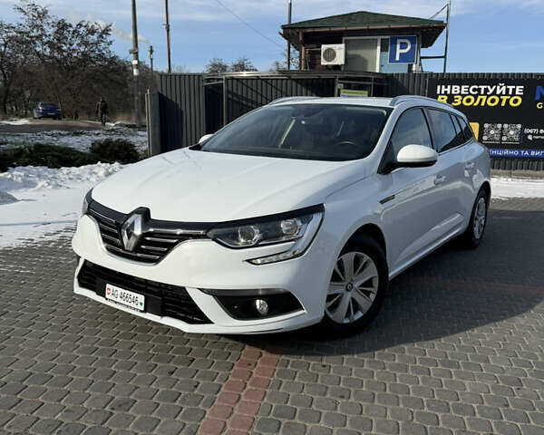 Белый Рено Меган, объемом двигателя 1.5 л и пробегом 189 тыс. км за 12700 $, фото 1 на Automoto.ua