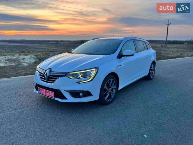 Белый Рено Меган, объемом двигателя 1.5 л и пробегом 209 тыс. км за 12999 $, фото 1 на Automoto.ua