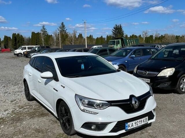 Белый Рено Меган, объемом двигателя 1.46 л и пробегом 248 тыс. км за 9300 $, фото 1 на Automoto.ua