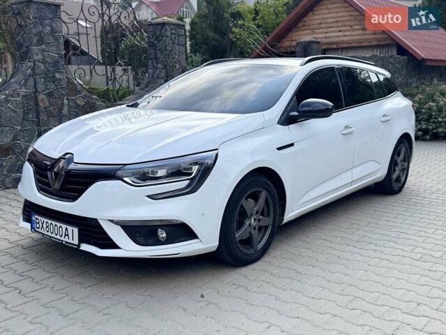 Белый Рено Меган, объемом двигателя 1.46 л и пробегом 228 тыс. км за 13700 $, фото 1 на Automoto.ua
