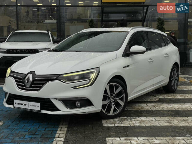 Білий Рено Меган, об'ємом двигуна 1.6 л та пробігом 221 тис. км за 11300 $, фото 1 на Automoto.ua