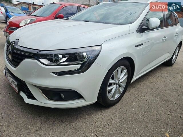 Білий Рено Меган, об'ємом двигуна 1.5 л та пробігом 210 тис. км за 12500 $, фото 1 на Automoto.ua
