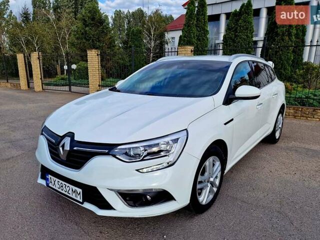 Рено Меган 2017 в Днепре (Днепропетровске) на Automoto.ua Белый Рено Меган, объемом двигателя 1.5 л и пробегом 232 тыс. км за 11200 $, фото 1 на Automoto.ua