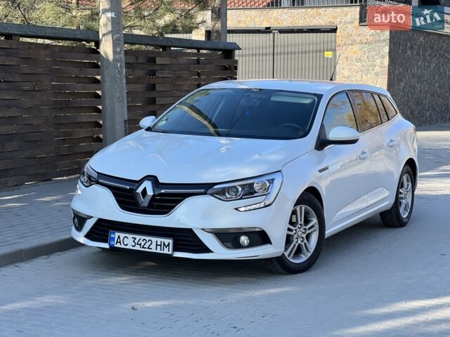 Белый Рено Меган, объемом двигателя 1.46 л и пробегом 312 тыс. км за 11999 $, фото 1 на Automoto.ua