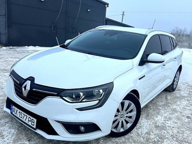Білий Рено Меган, об'ємом двигуна 1.5 л та пробігом 28900 тис. км за 11200 $, фото 1 на Automoto.ua