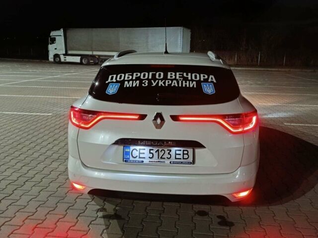 Белый Рено Меган, объемом двигателя 1.46 л и пробегом 200 тыс. км за 12400 $, фото 1 на Automoto.ua