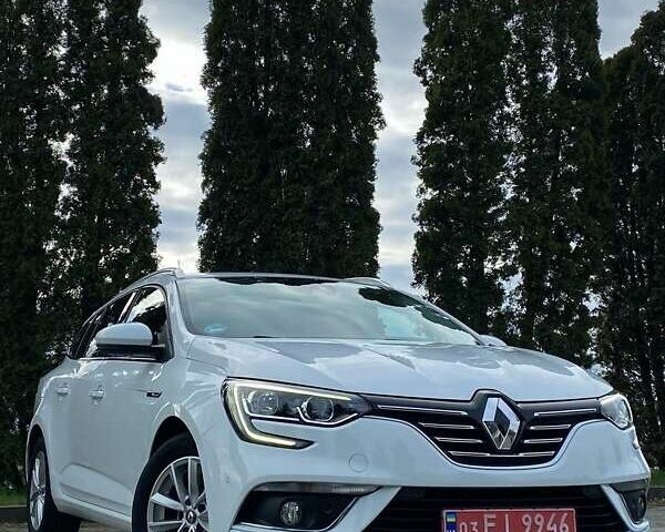 Білий Рено Меган, об'ємом двигуна 1.46 л та пробігом 193 тис. км за 15799 $, фото 1 на Automoto.ua