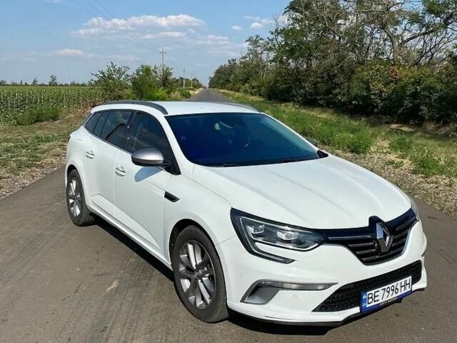 Белый Рено Меган, объемом двигателя 1.6 л и пробегом 238 тыс. км за 13700 $, фото 1 на Automoto.ua