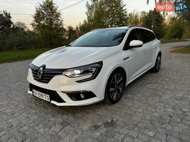 Белый Рено Меган, объемом двигателя 1.46 л и пробегом 201 тыс. км за 13999 $, фото 1 на Automoto.ua