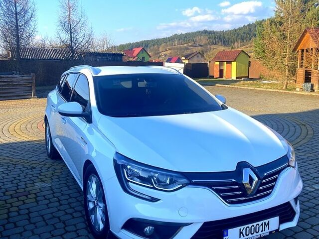 Белый Рено Меган, объемом двигателя 1.5 л и пробегом 247 тыс. км за 12600 $, фото 1 на Automoto.ua