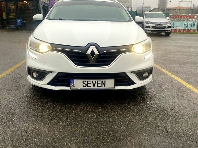 Белый Рено Меган, объемом двигателя 1.5 л и пробегом 177 тыс. км за 14300 $, фото 1 на Automoto.ua