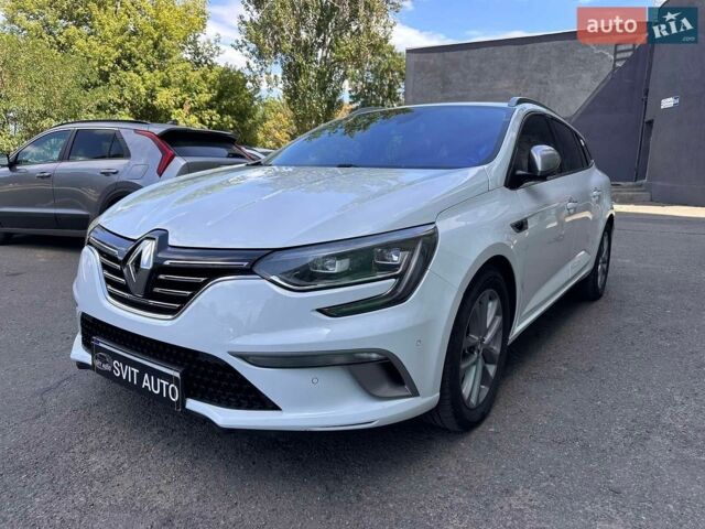 Білий Рено Меган, об'ємом двигуна 1.6 л та пробігом 237 тис. км за 12500 $, фото 1 на Automoto.ua