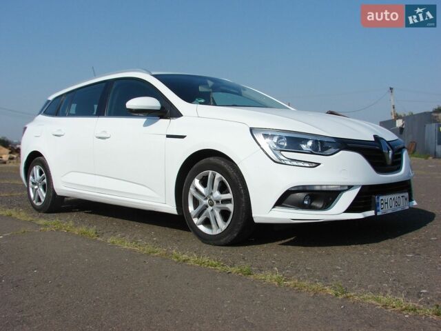 Білий Рено Меган, об'ємом двигуна 1.5 л та пробігом 151 тис. км за 13500 $, фото 1 на Automoto.ua