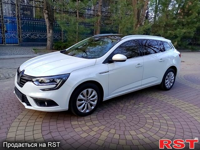 Белый Рено Меган, объемом двигателя 16 л и пробегом 124 тыс. км за 12800 $, фото 1 на Automoto.ua