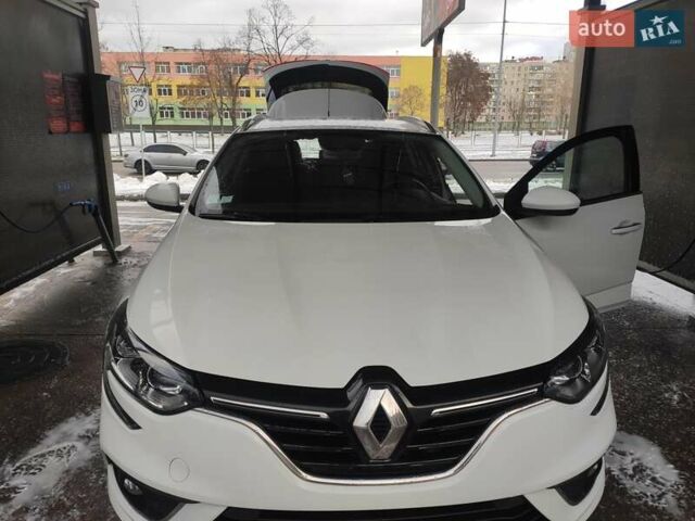 Білий Рено Меган, об'ємом двигуна 1.46 л та пробігом 167 тис. км за 12700 $, фото 1 на Automoto.ua