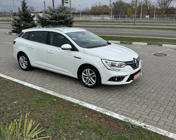 Білий Рено Меган, об'ємом двигуна 1.5 л та пробігом 115 тис. км за 16500 $, фото 1 на Automoto.ua