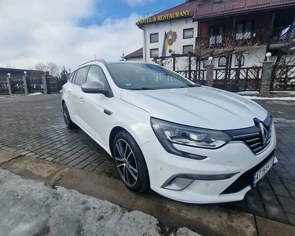 Белый Рено Меган, объемом двигателя 1.33 л и пробегом 150 тыс. км за 13200 $, фото 1 на Automoto.ua