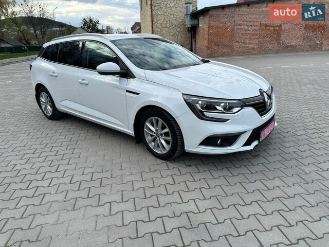 Білий Рено Меган, об'ємом двигуна 1.46 л та пробігом 185 тис. км за 12900 $, фото 1 на Automoto.ua