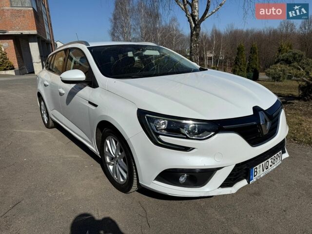 Белый Рено Меган, объемом двигателя 1.46 л и пробегом 183 тыс. км за 13500 $, фото 1 на Automoto.ua