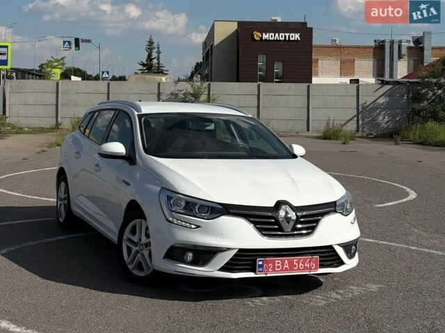 Білий Рено Меган, об'ємом двигуна 1.46 л та пробігом 134 тис. км за 14600 $, фото 1 на Automoto.ua