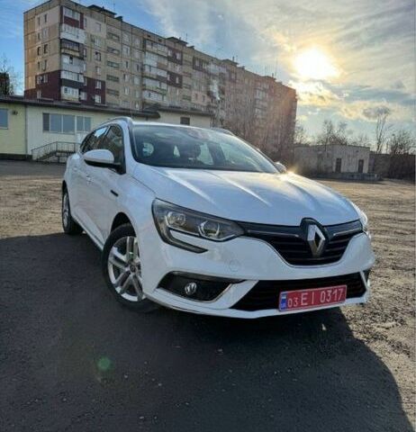 Белый Рено Меган, объемом двигателя 1.5 л и пробегом 237 тыс. км за 12300 $, фото 1 на Automoto.ua