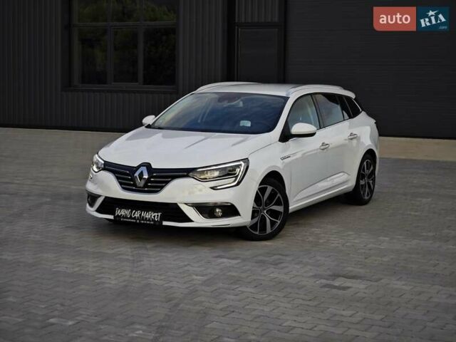 Белый Рено Меган, объемом двигателя 1.5 л и пробегом 114 тыс. км за 18600 $, фото 1 на Automoto.ua