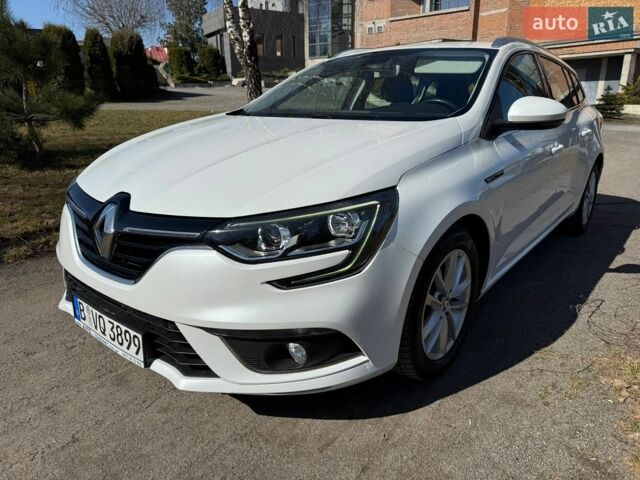 Белый Рено Меган, объемом двигателя 1.46 л и пробегом 183 тыс. км за 13500 $, фото 1 на Automoto.ua