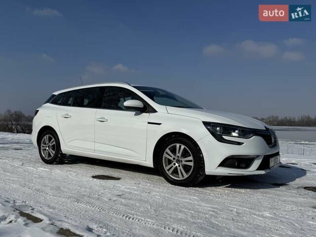 Білий Рено Меган, об'ємом двигуна 1.5 л та пробігом 168 тис. км за 14200 $, фото 1 на Automoto.ua