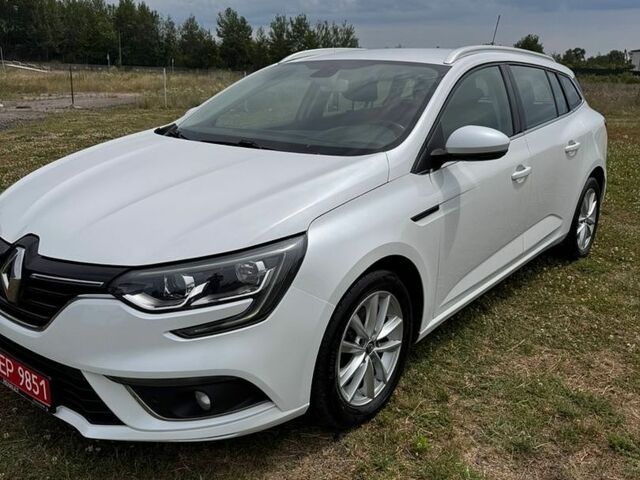 Білий Рено Меган, об'ємом двигуна 1.46 л та пробігом 199 тис. км за 12150 $, фото 1 на Automoto.ua