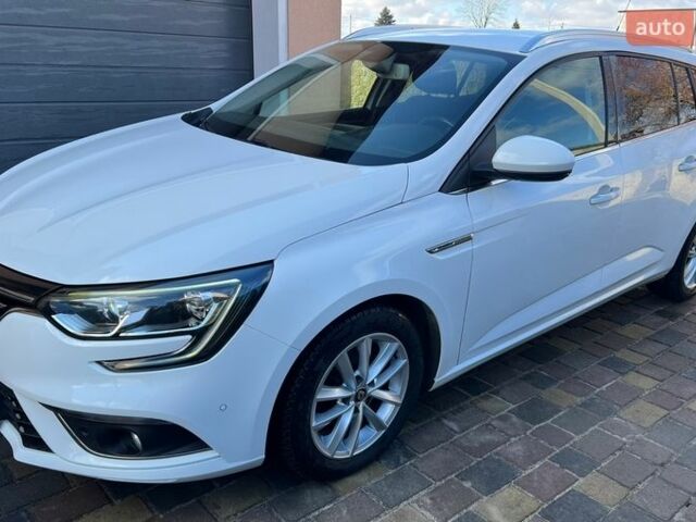 Білий Рено Меган, об'ємом двигуна 1.46 л та пробігом 188 тис. км за 13500 $, фото 1 на Automoto.ua