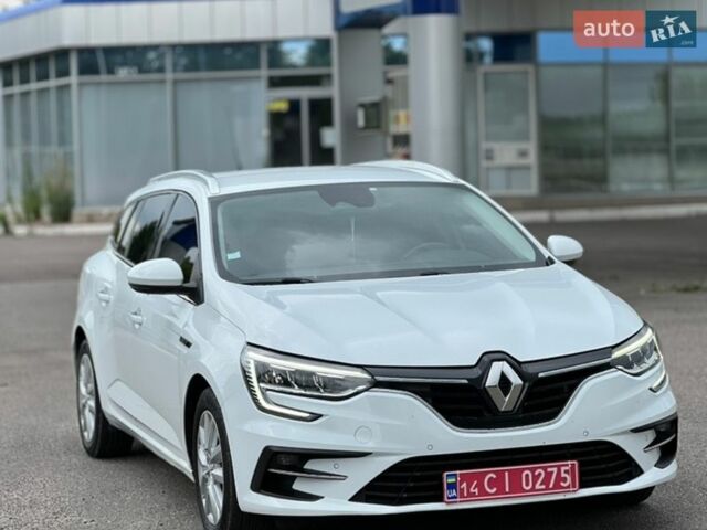 Белый Рено Меган, объемом двигателя 1.46 л и пробегом 199 тыс. км за 14300 $, фото 1 на Automoto.ua