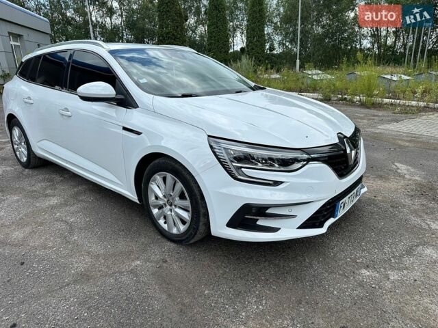 Белый Рено Меган, объемом двигателя 1.46 л и пробегом 204 тыс. км за 13800 $, фото 1 на Automoto.ua