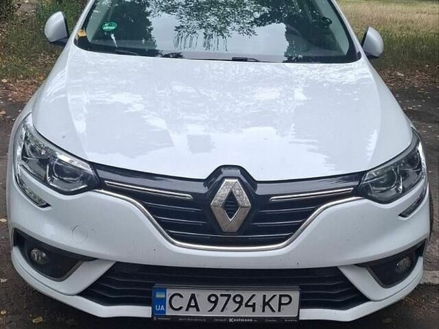 Белый Рено Меган, объемом двигателя 1.46 л и пробегом 170 тыс. км за 16000 $, фото 1 на Automoto.ua