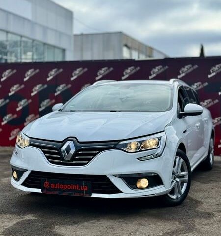 Белый Рено Меган, объемом двигателя 1.5 л и пробегом 202 тыс. км за 15300 $, фото 1 на Automoto.ua