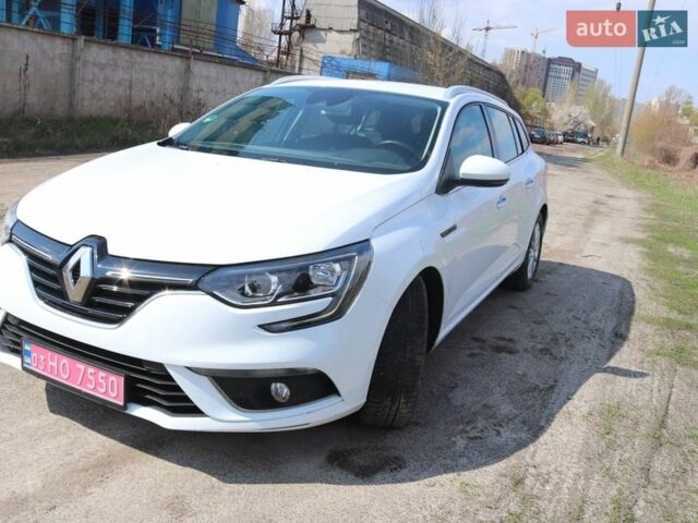 Білий Рено Меган, об'ємом двигуна 1.5 л та пробігом 202 тис. км за 14300 $, фото 1 на Automoto.ua