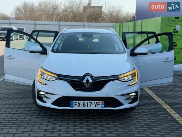 Білий Рено Меган, об'ємом двигуна 1.5 л та пробігом 160 тис. км за 15400 $, фото 1 на Automoto.ua