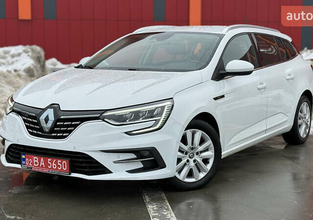 Білий Рено Меган, об'ємом двигуна 1.46 л та пробігом 117 тис. км за 17800 $, фото 1 на Automoto.ua