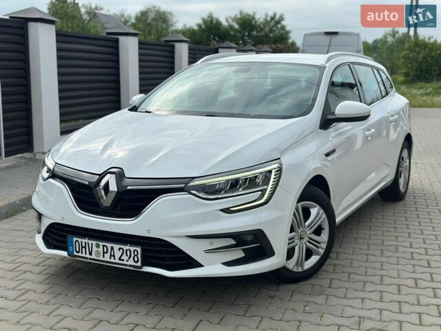 Белый Рено Меган, объемом двигателя 1.46 л и пробегом 175 тыс. км за 13999 $, фото 1 на Automoto.ua
