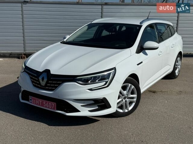Белый Рено Меган, объемом двигателя 1.46 л и пробегом 168 тыс. км за 15300 $, фото 1 на Automoto.ua