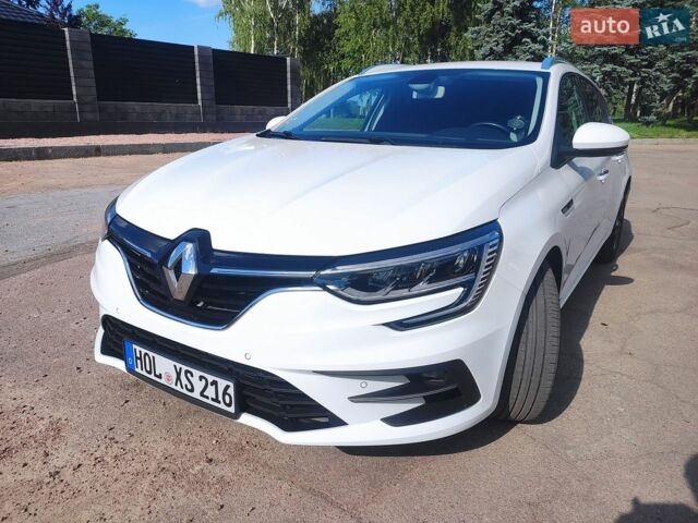 Белый Рено Меган, объемом двигателя 1.46 л и пробегом 170 тыс. км за 12400 $, фото 1 на Automoto.ua