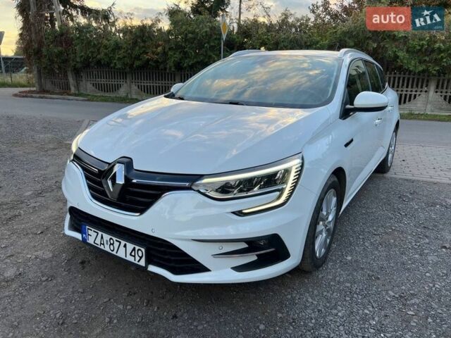 Белый Рено Меган, объемом двигателя 1.46 л и пробегом 102 тыс. км за 12500 $, фото 1 на Automoto.ua