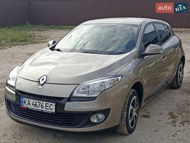 Бежевий Рено Меган, об'ємом двигуна 1.46 л та пробігом 188 тис. км за 7300 $, фото 1 на Automoto.ua