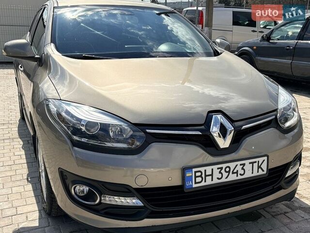 Бежевый Рено Меган, объемом двигателя 1.5 л и пробегом 118 тыс. км за 9000 $, фото 1 на Automoto.ua