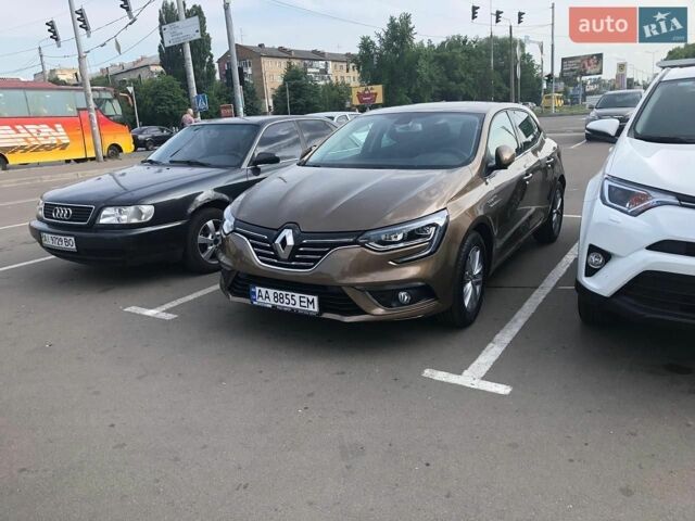 Бежевый Рено Меган, объемом двигателя 1.46 л и пробегом 140 тыс. км за 13500 $, фото 1 на Automoto.ua