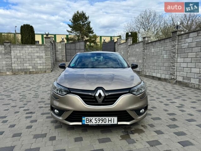 Бежевий Рено Меган, об'ємом двигуна 1.46 л та пробігом 217 тис. км за 13000 $, фото 1 на Automoto.ua